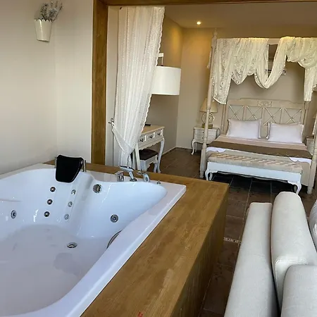 Alya Butik Hotel